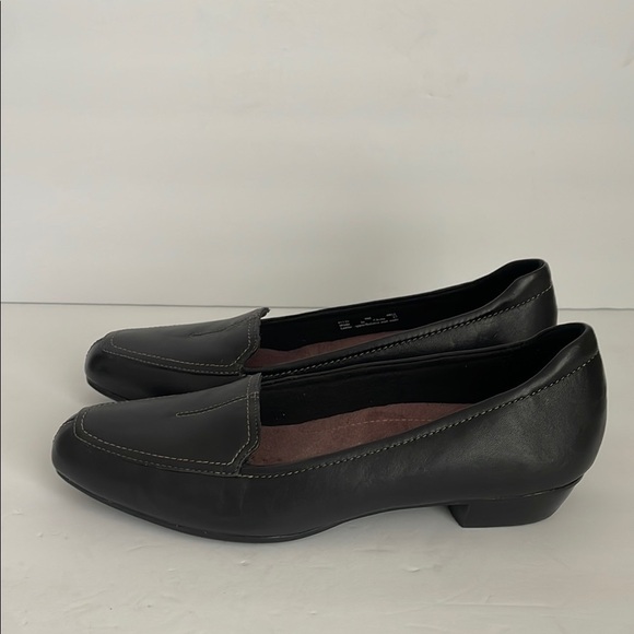 Clark’s Women’s Kayleigh Leather Slip-on Loafers Black 9 - Picture 1 of 8